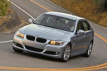 BMW3系轿车（E90）便携式DVD系统改装安装说明