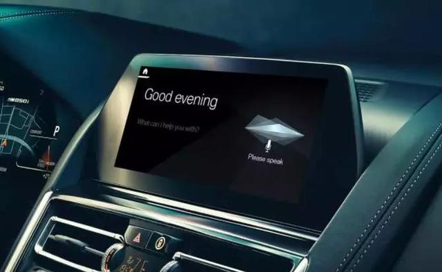 强大还是多余！宝马 iDrive 7 全新显示和控制概念