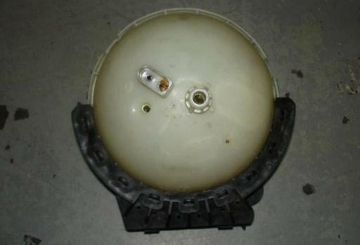 宝马PUMA技术通报-N13 20冷却液液位过低,实际正常