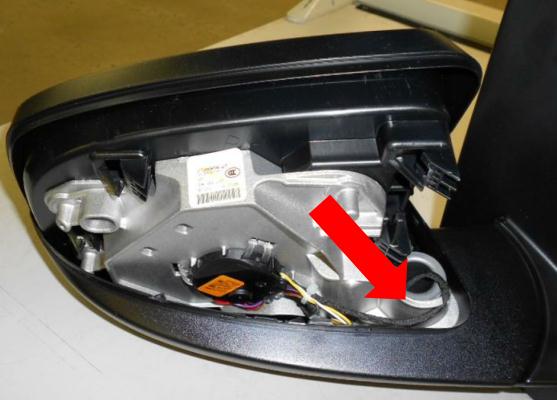 PUMA技术通报-外后视镜折叠时有噪音