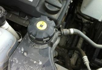 PUMA技术通报-N13排放接口上有冷却液渗漏