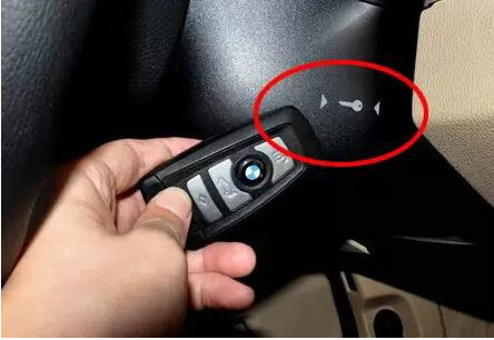 宝马不识别遥控钥匙致使不能起动发动机的原因及解决办法