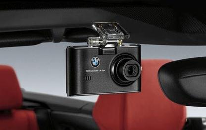 经常出现提示格式化!宝马原厂记录仪叫你该升级固件了