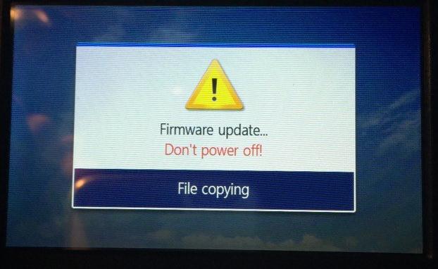 宝马原厂行车记录仪升级固件后总是循环开机的解决办法