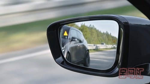 官方教程：宝马辅助驾驶中的盲点碰撞预警设置方法